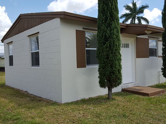 2nd image of 870 NW 3rd St