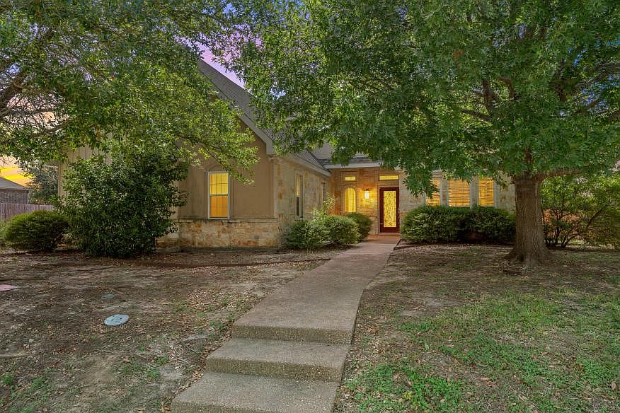 1st image of 17015 Stone Briar Rd