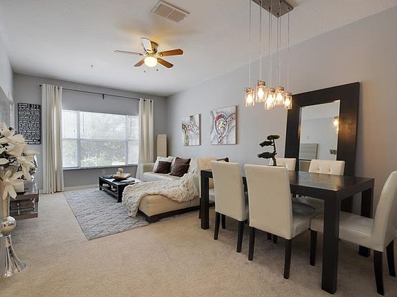 2nd image of 2604 Grand Central Pkwy APT 3