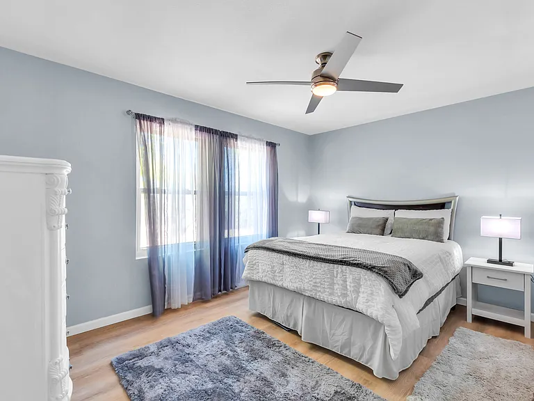 806 E Joan D Arc Ave — Photo 7