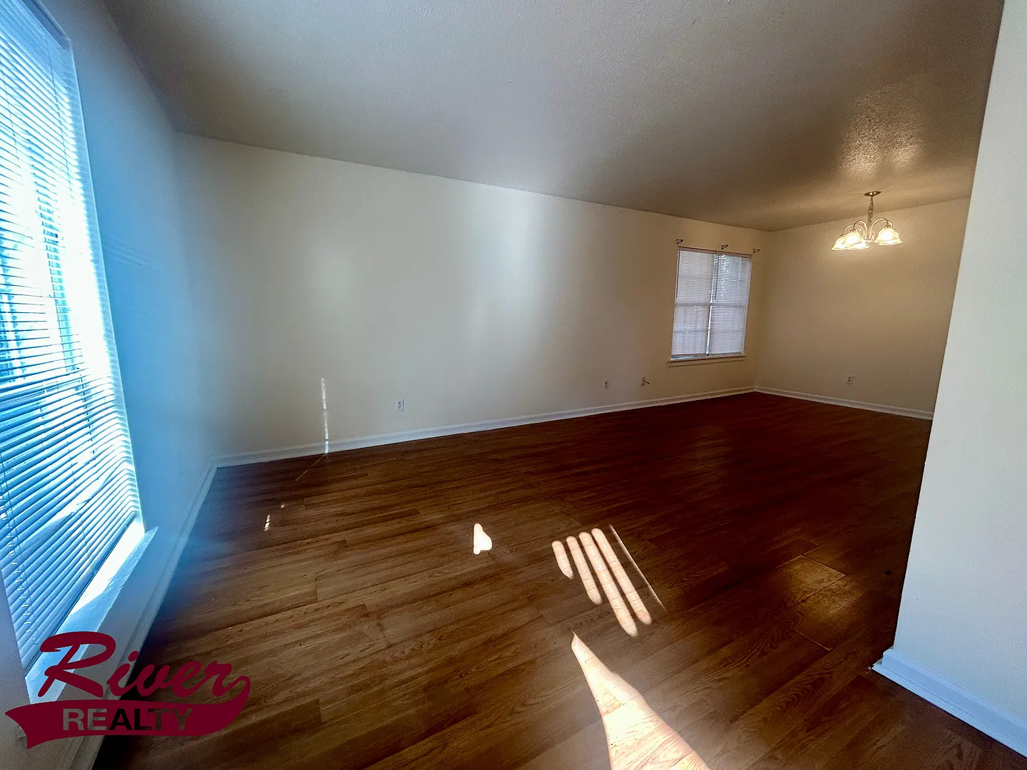 3091 Parrish Rd — Photo 2