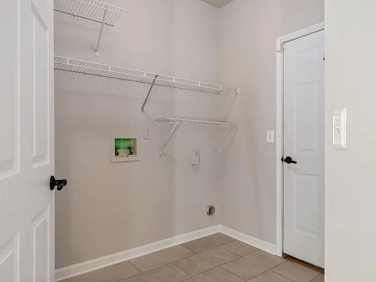 3215 Nolen Ln — Photo 9