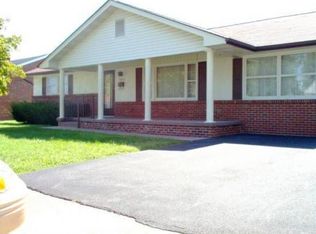 1569 Warpath Dr, Kingsport, TN 37664