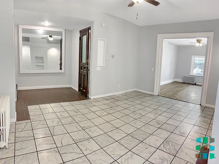 131 Hall St #1 — Photo 13