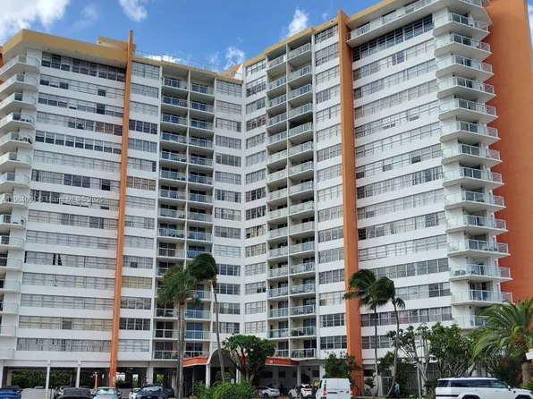 1301 NE Miami Gardens Dr APT 503W, Miami, FL 33179