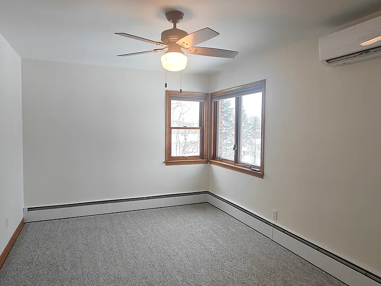 2473 Lake Ave #2 — Photo 8