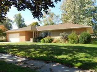 1638 Atlanta Cir, Manitowoc, WI 54220