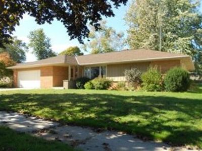 1638 Atlanta Cir, Manitowoc, WI, 54220