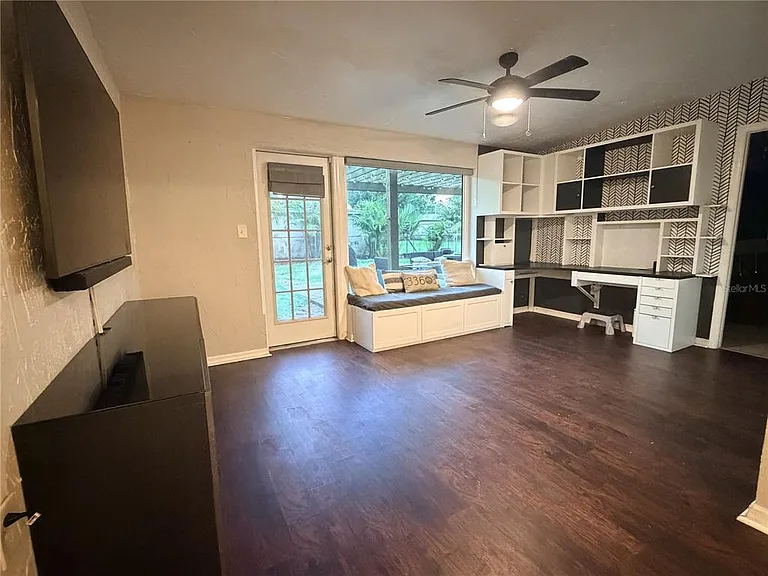 1707 W Comanche Ave — Photo 4