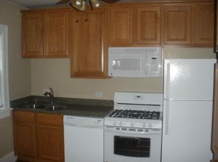 112 N 1st St, Geneva, IL 60134