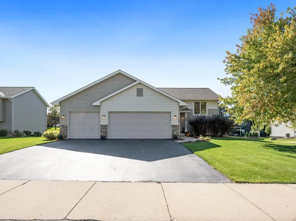 1404 9th St SE, New Prague, MN 56071