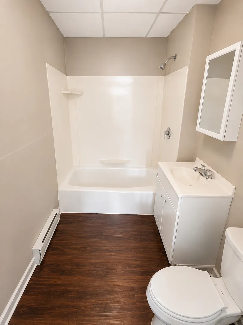 8 Newport Street — Photo 4