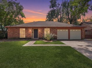 5907 Peg St, Houston, TX 77092