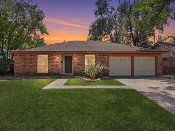 5907 Peg St, Houston, TX 77092