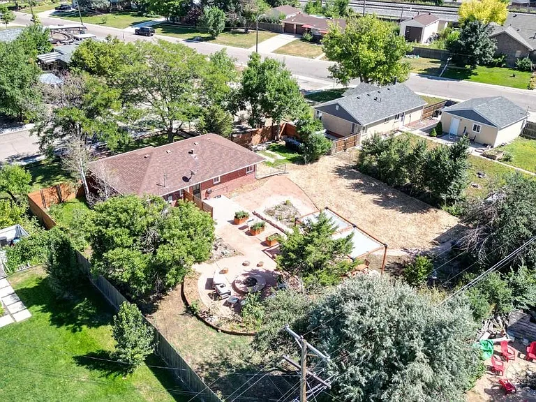 birds eye view of the backyard