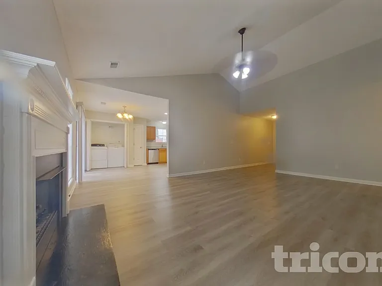 3 Long Glen Ct — Photo 3