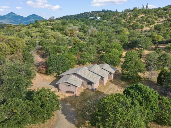 10254 Sterling Creek Rd, Jacksonville, OR 97530