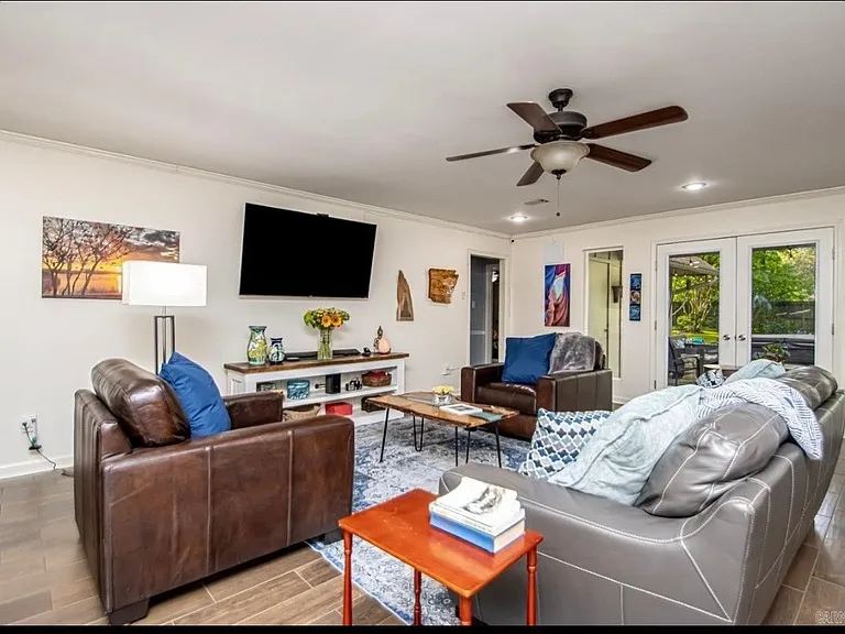 2201 S Fox Trl — Photo 5