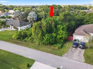 2220 SE Glover St, Port Saint Lucie, FL 34984