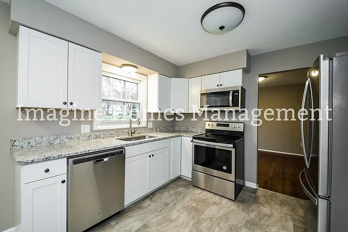 3 bed, 2.5 bath, 1640 sqft, $2,695 — Photo 3
