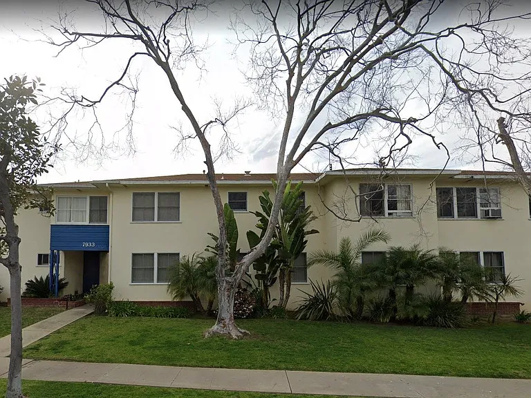 7933 Alverstone Ave. — Photo 16