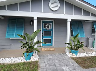 423 Irex Rd, Atlantic Beach, FL 32233