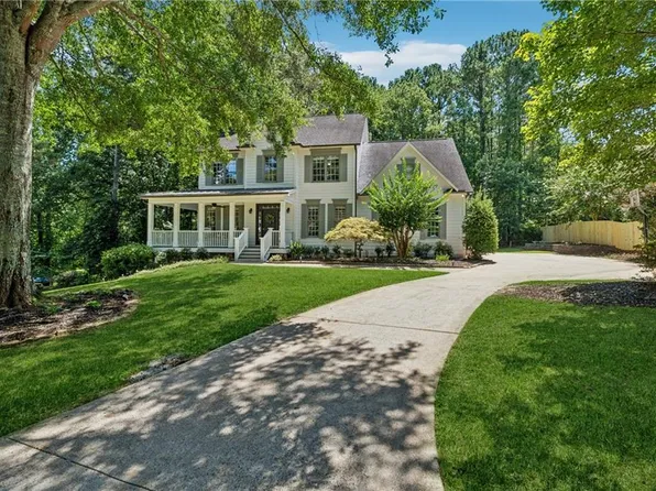 370 Longwood Ln, Alpharetta, GA 30004