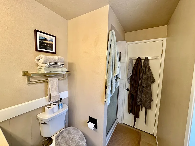 15130 SE 47th Pl — Photo 16