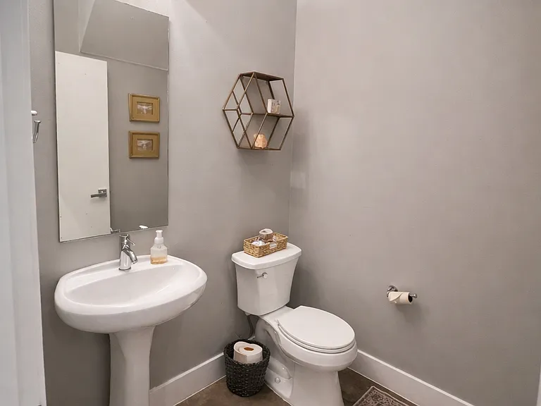 2118 Brackenridge St #2 — Photo 33