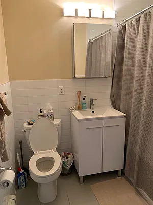 Rented by Mdays Realty | media 18