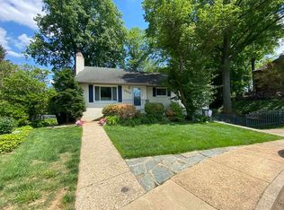 3509 N Quebec St, Arlington, VA 22207