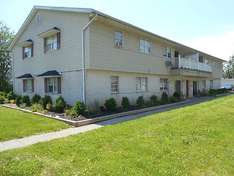 856 Ulster St #206 — Photo 1