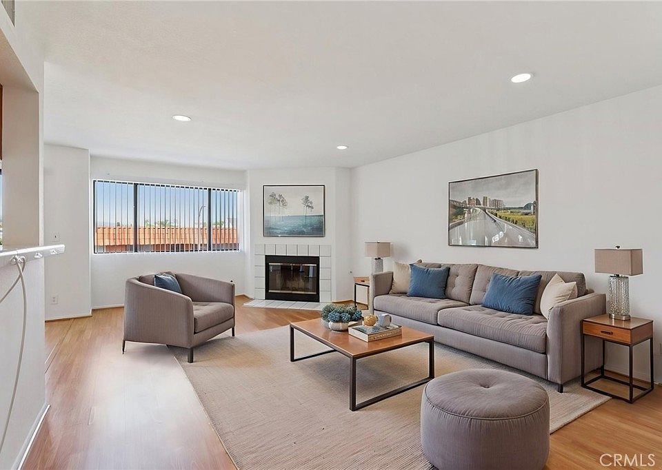 1st image of 1436 257th St Unit 204