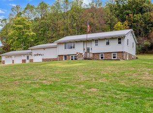 208 Republican Ln, Indiana, PA 15701