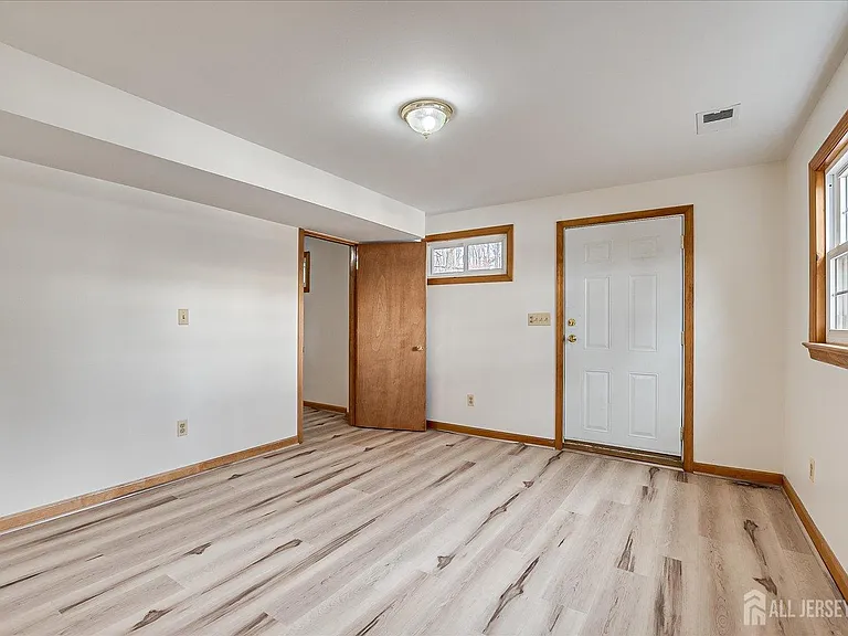 23 Cardownie St — Photo 33
