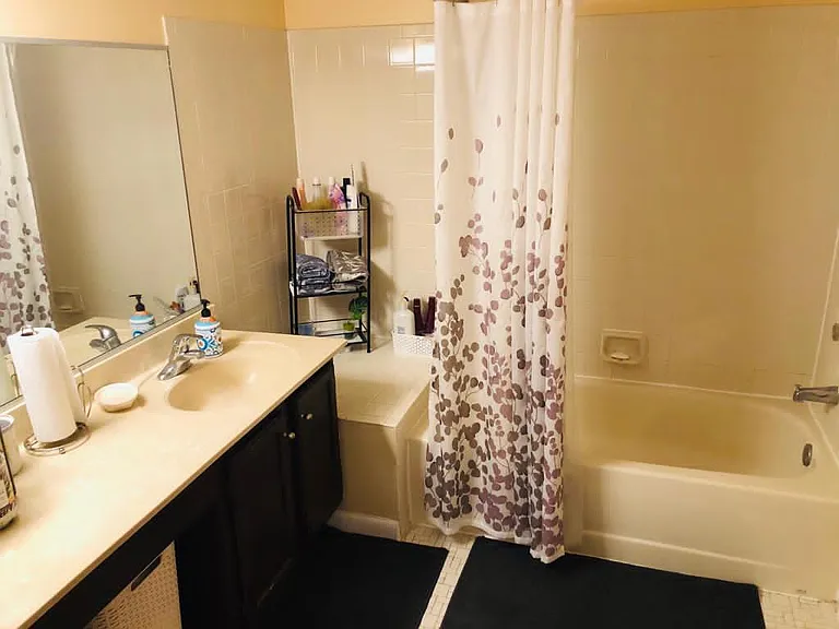 111 Biscayne Ct — Photo 9