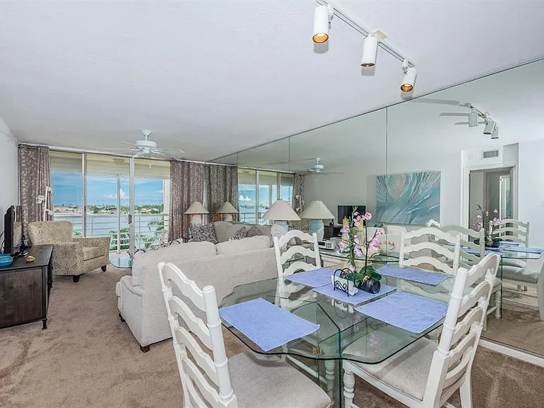 6001 Bahia Del Mar Cir #527 — Photo 6