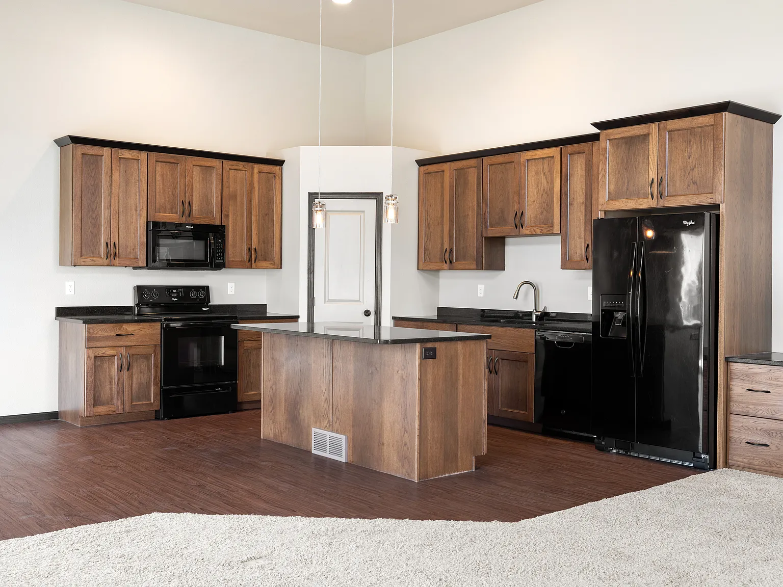 Evelyn Acres Townhomes — Photo 3