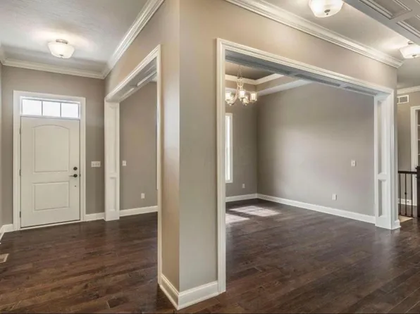 6758 Enfield Ct, Dublin, OH 43017