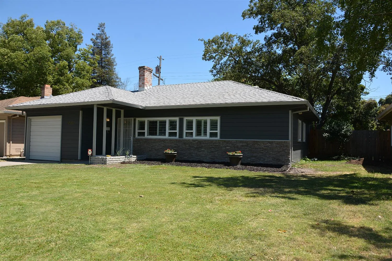 1036 Calhoun Way photo 1