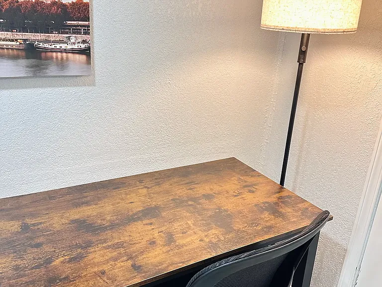 Work Desk