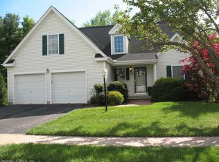 59 Fox Holw, Avon, CT 06001