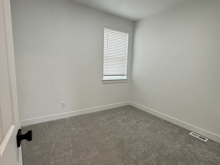 404 S 610 E — Photo 18