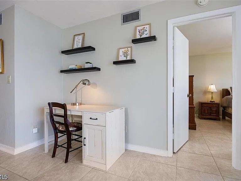16200 Bay Pointe Blvd #206 — Photo 18