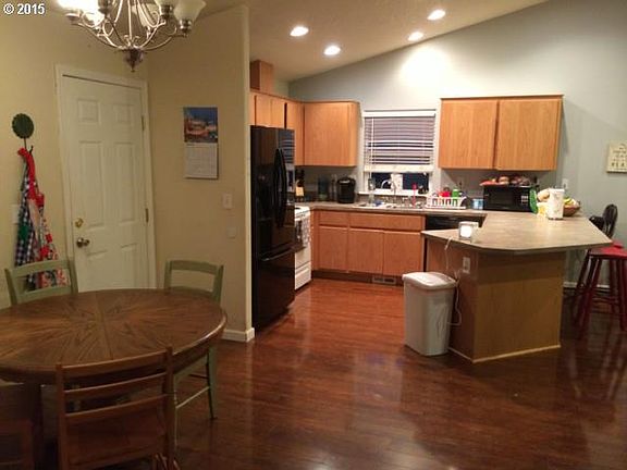 4th image of 650 Creamery Creek Dr