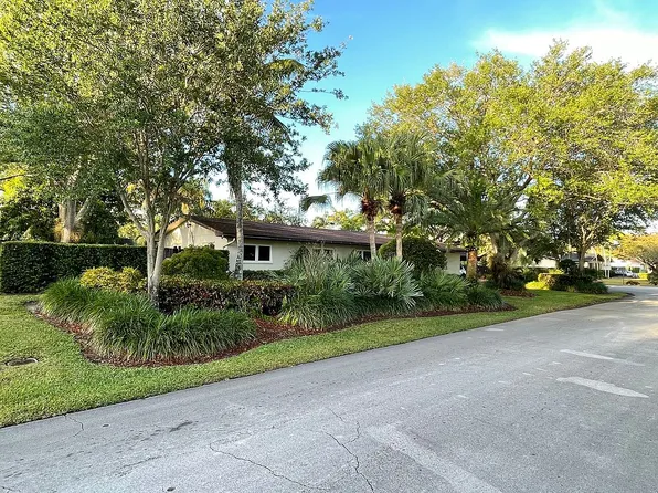 10322 SW 115th St, Miami, FL 33176