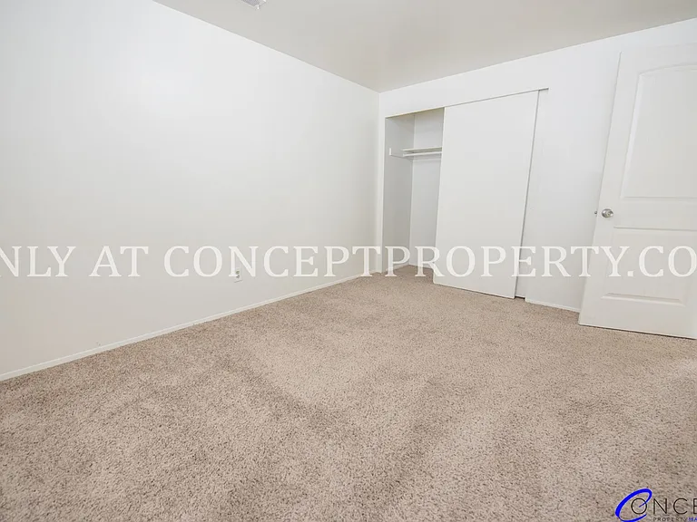Ponderosa — Photo 35