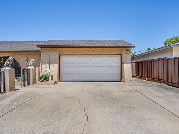 3rd image of 337 Los Pinos Way
