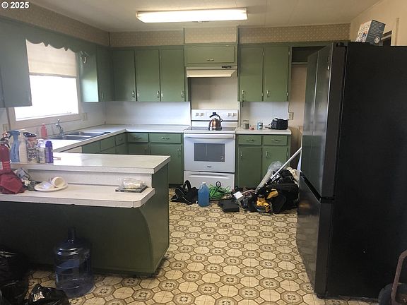 3rd image of 93550 McCullum Ln