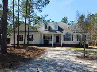 355 Twin Ponds Ln, Vass, NC 28394